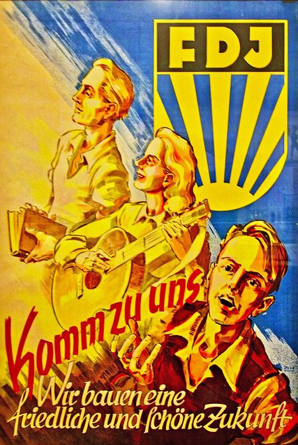 Das Verfassungsmäßige Recht der DDR ist weiterhin gültig!