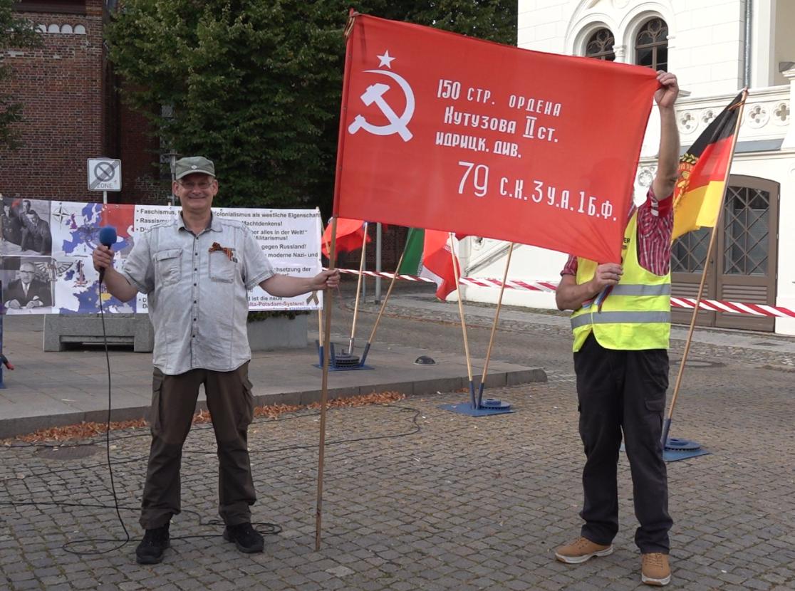 SEID BEREIT! IMMER BEREIT! Auf nach Berlin!